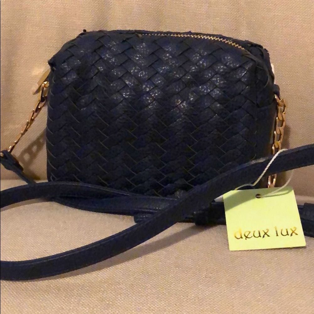Deux Lux navy leather crossbody purse 💥5 for $20💥